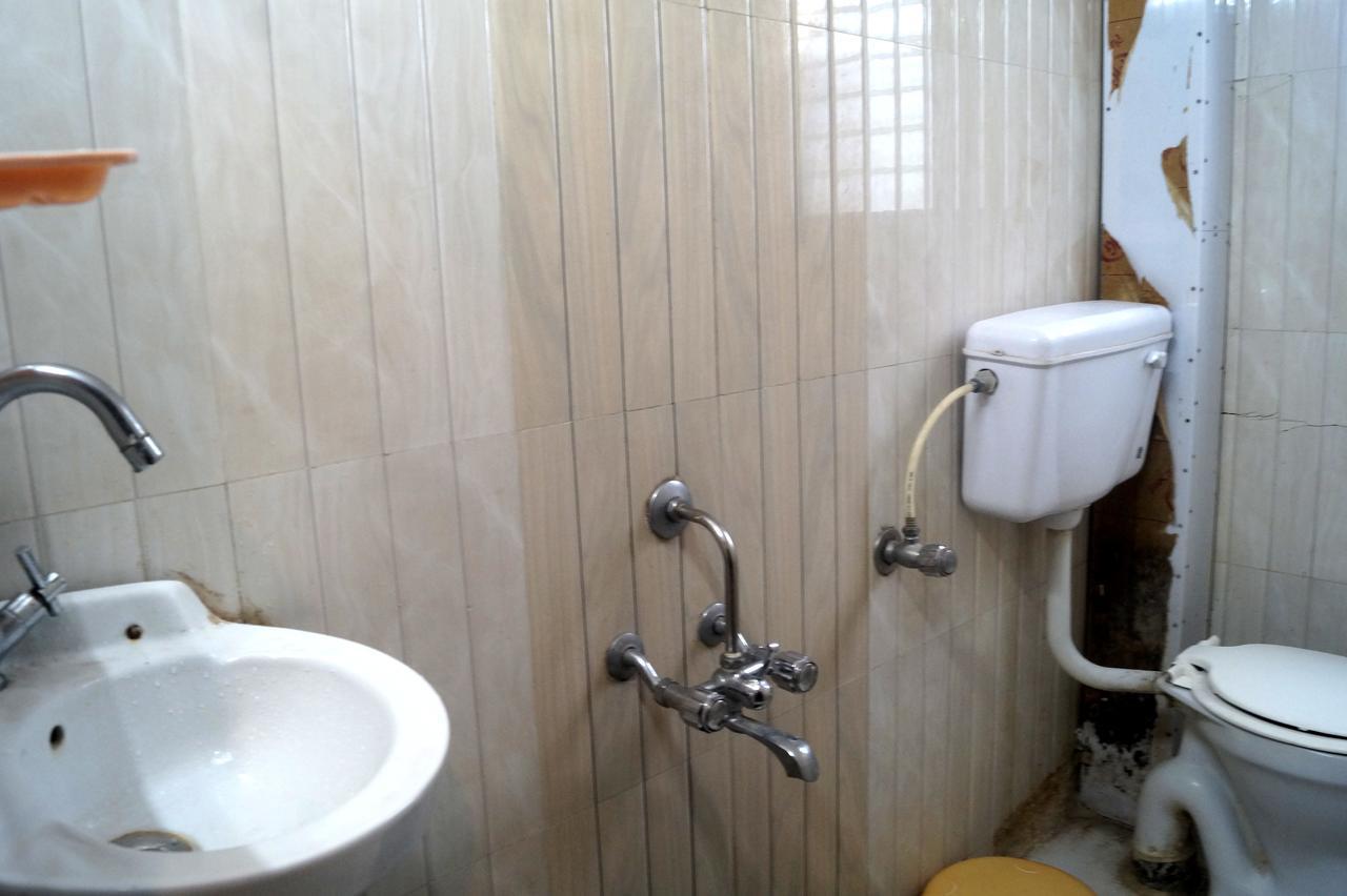 Hotel Zam Zam Palace Bombaj Zewnętrze zdjęcie